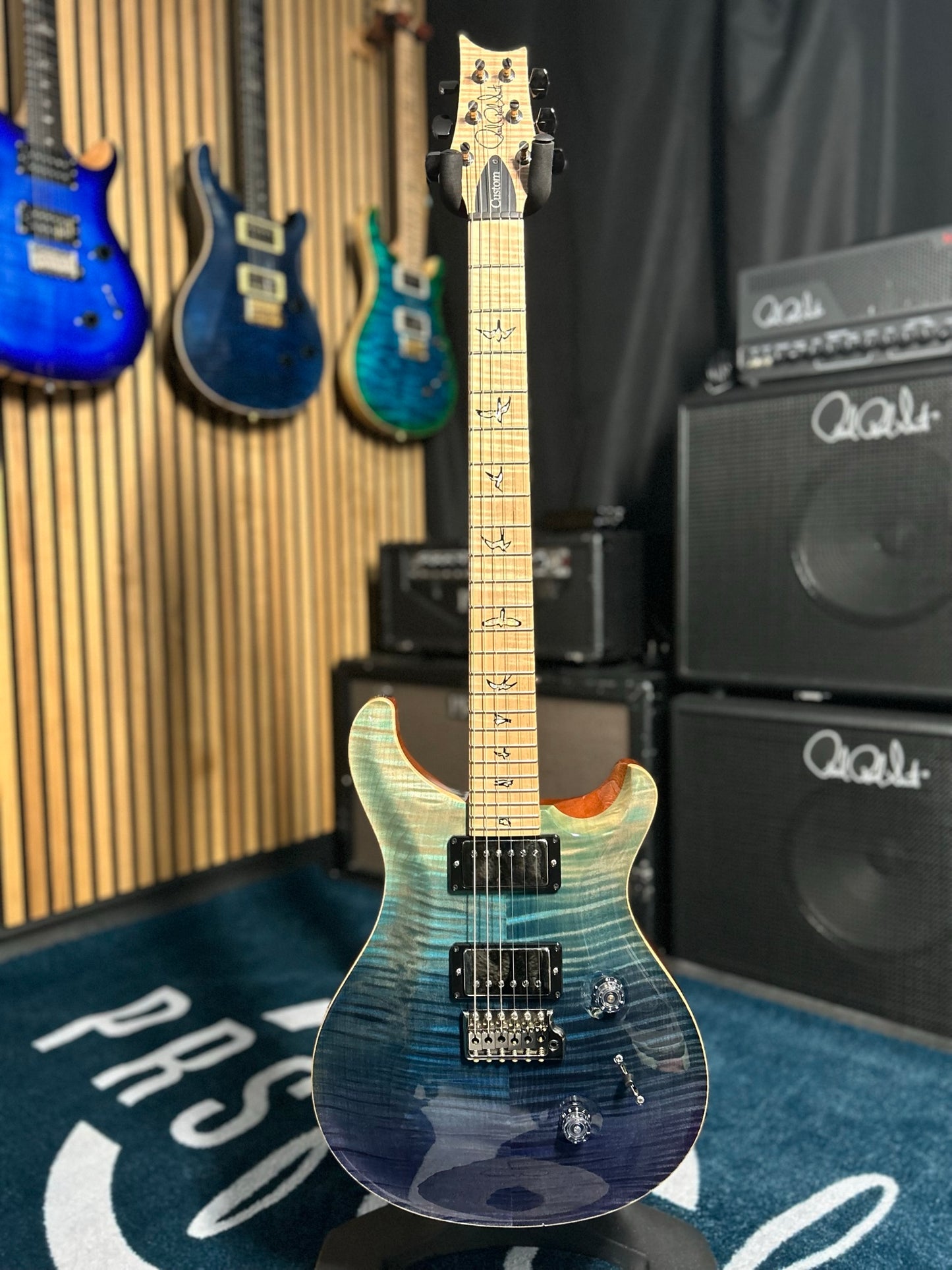 USA Custom 24 - 2021 Wood Library Blue Fade 10 Top