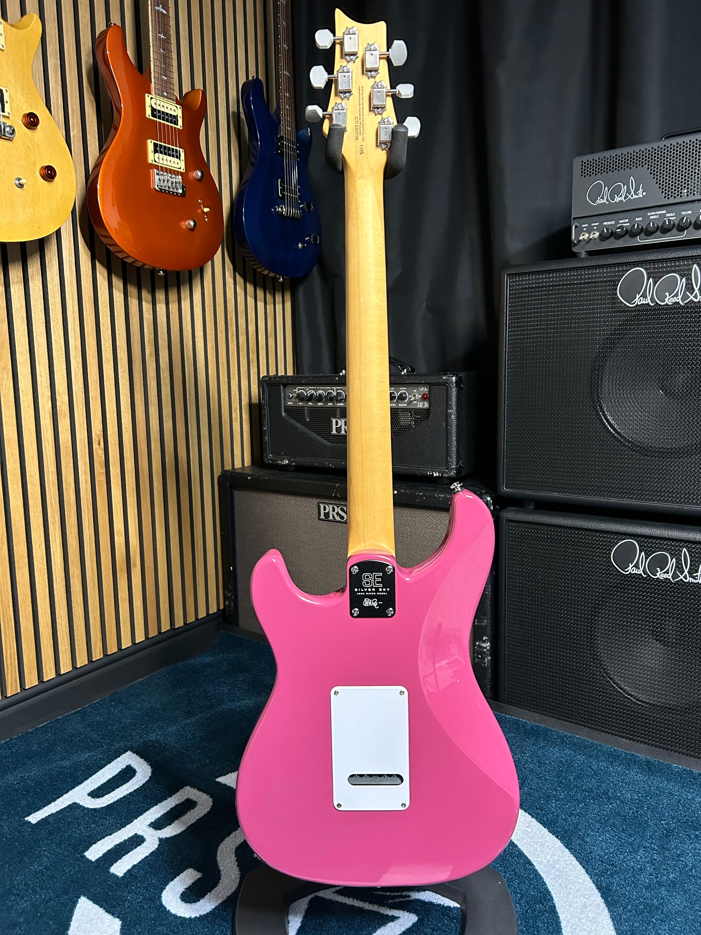 SE Silver Sky - Dragon Fruit