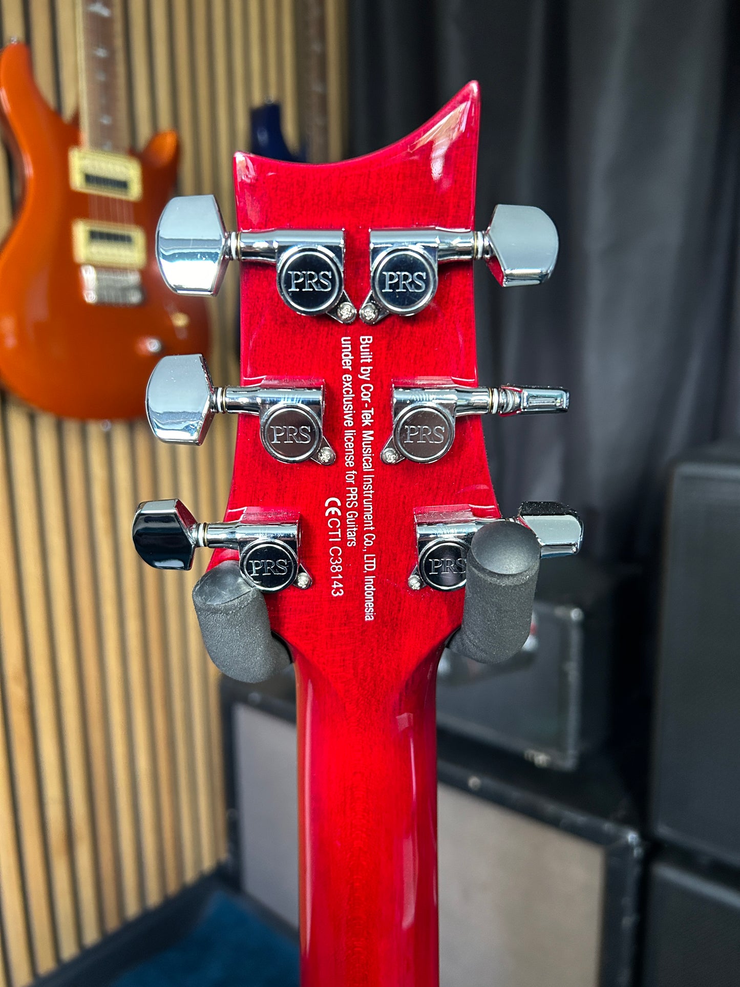 SE Custom 24 - Charcoal Cherry Fade Limited Edition