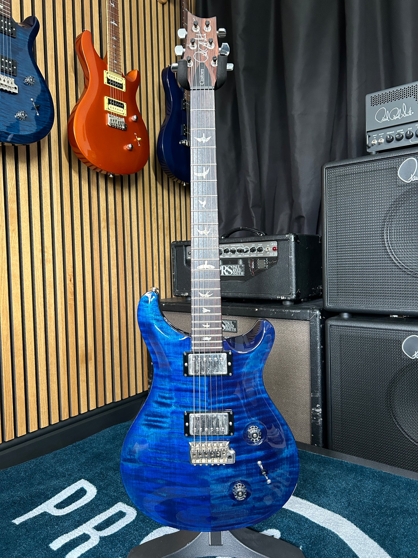 USA Custom 22 - 2011 Royal Blue