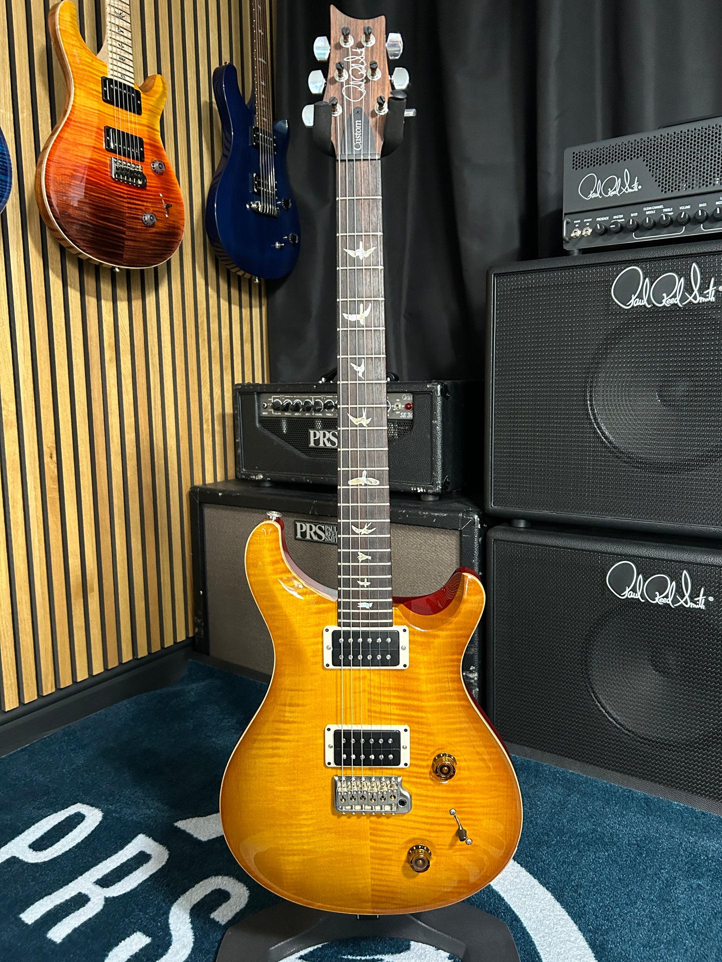 USA Custom 22 - 2021 Amber
