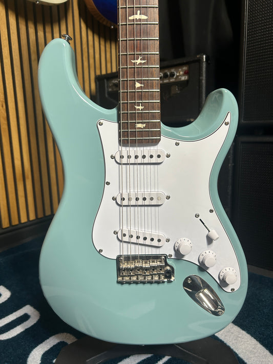 SE Silver Sky - Stone Blue