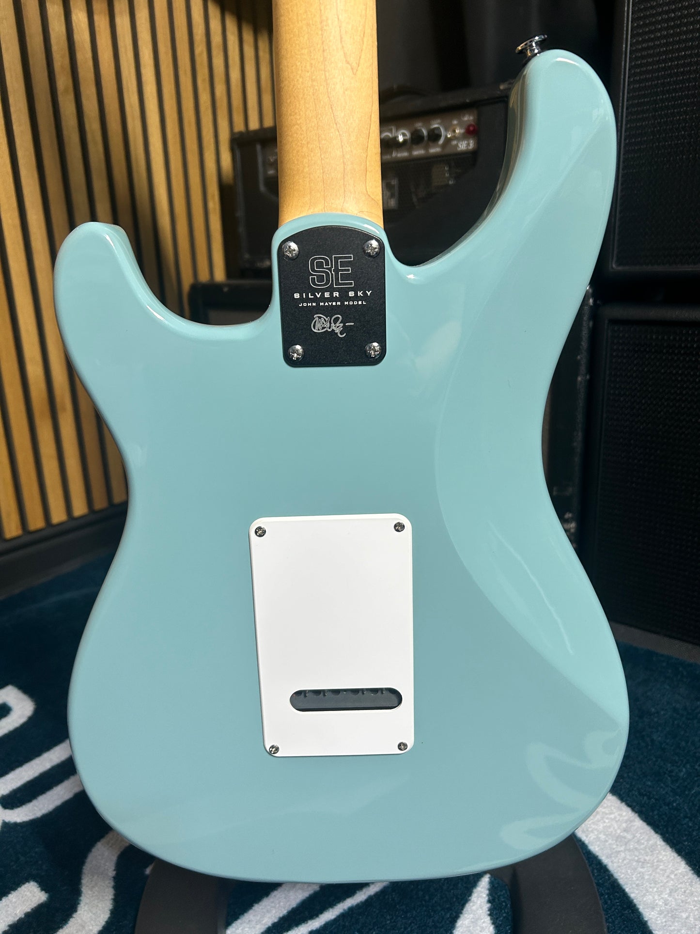 SE Silver Sky - Stone Blue