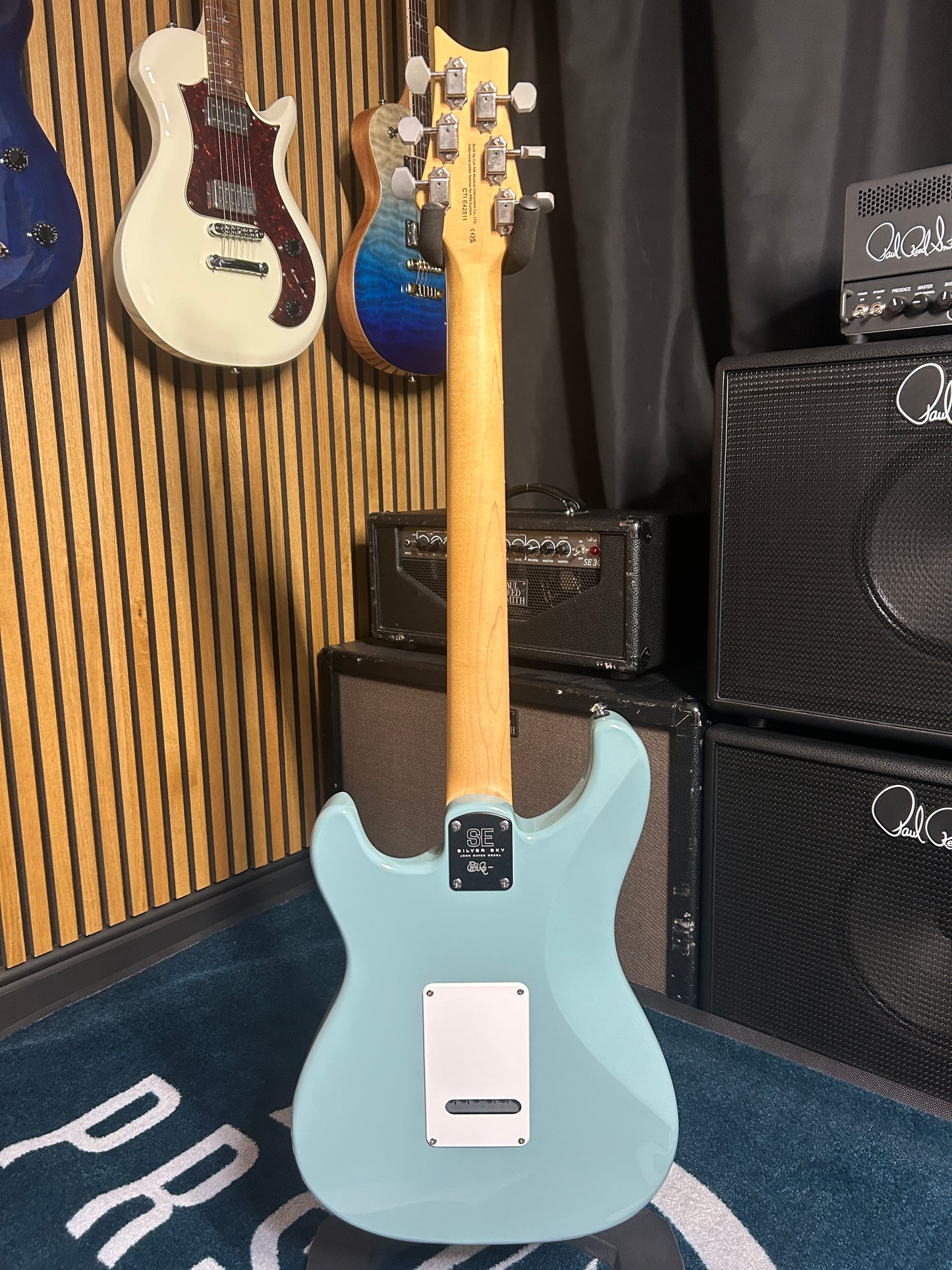 SE Silver Sky - Stone Blue