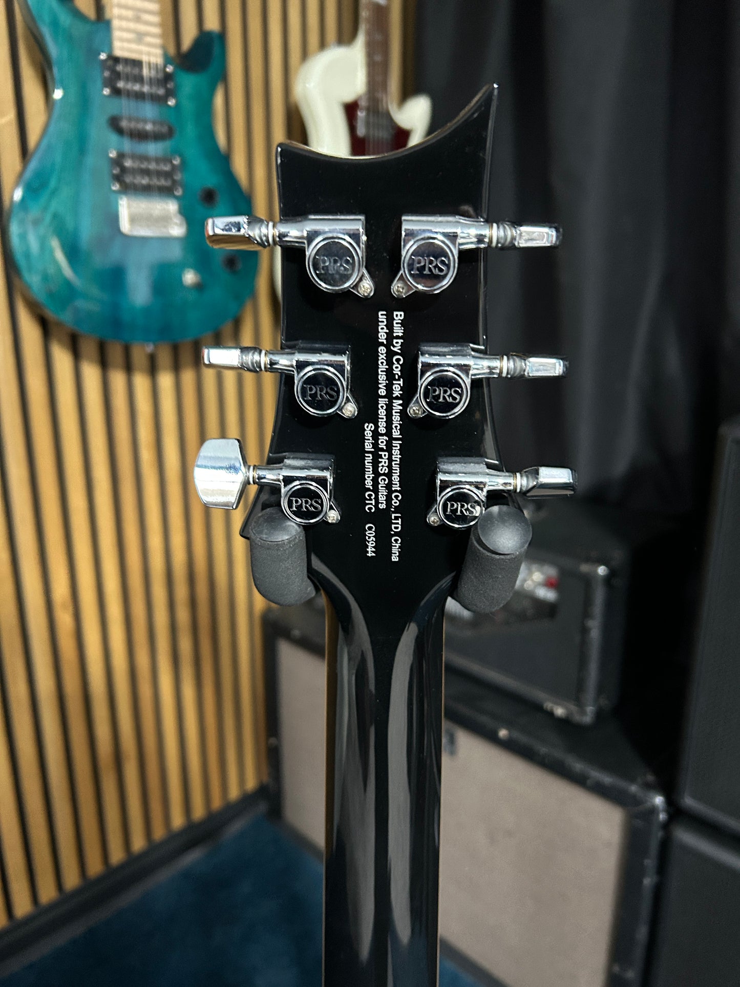 SE Hollowbody II Piezo - Peacock Blue Burst