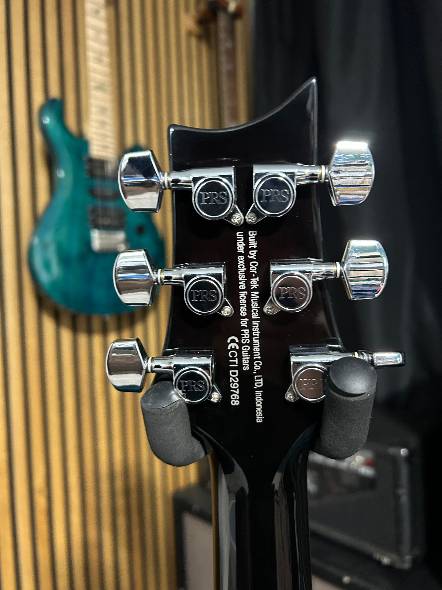 SE Custom 24 - Black Gold Burst