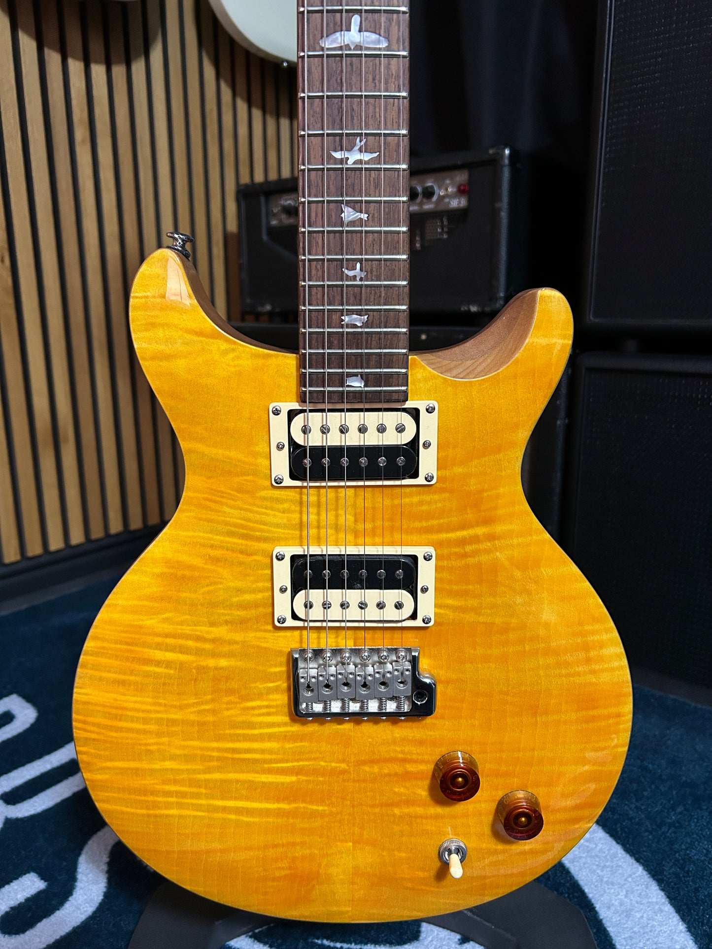 SE Santana 2020 - Santana Yellow