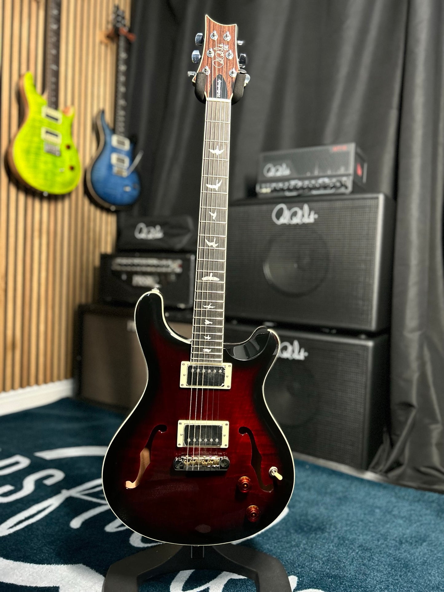 SE Hollowbody - Fire Red Burst
