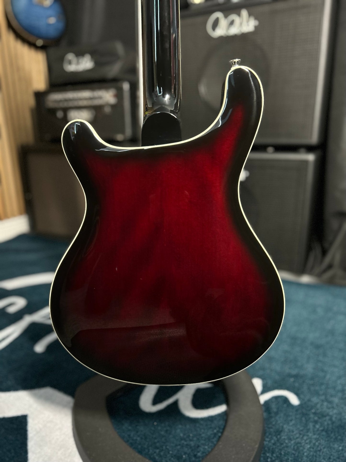 SE Hollowbody - Fire Red Burst