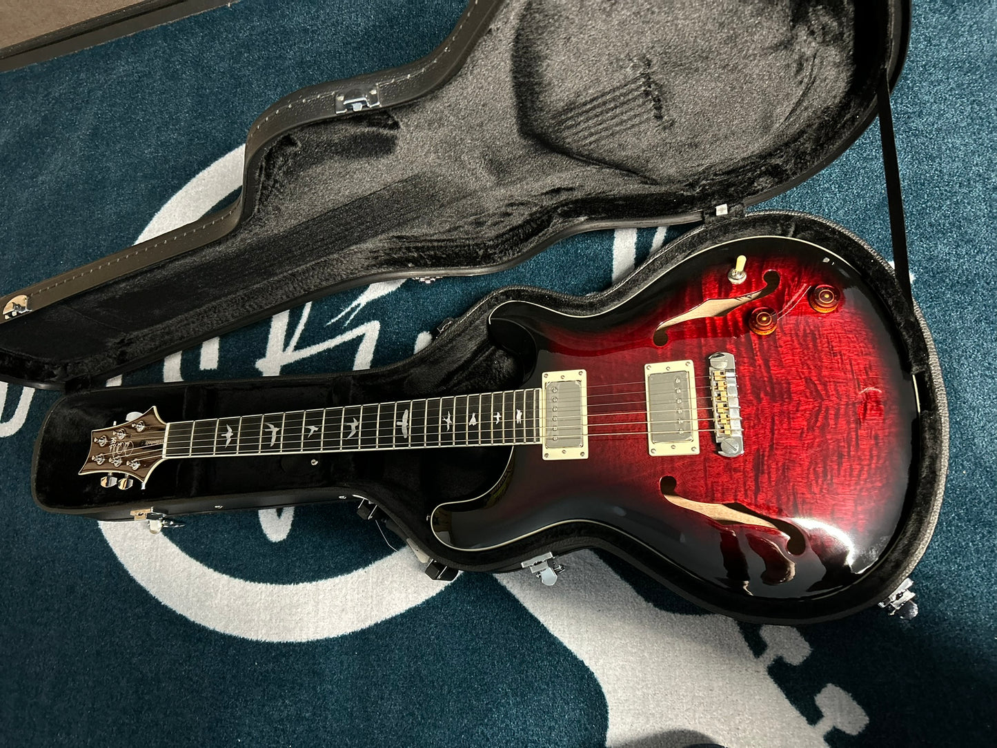 SE Hollowbody - Fire Red Burst