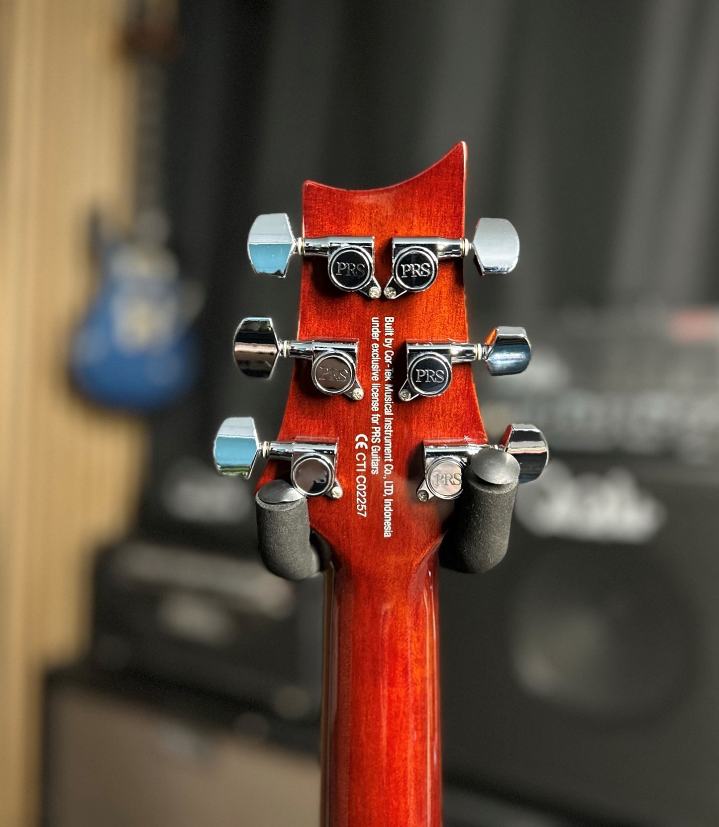 SE Custom 24 - Amber Fade Limited Edition