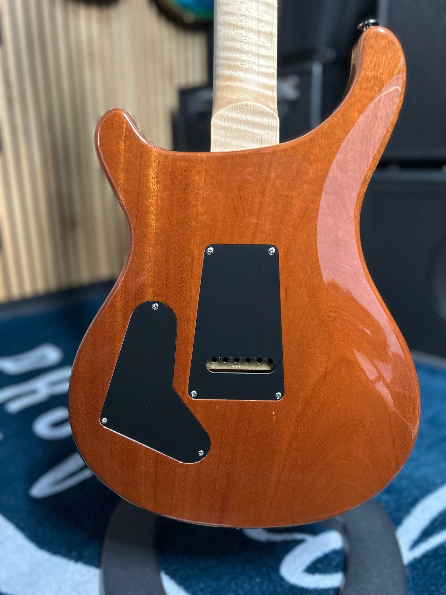 USA Custom 24 - 2021 Wood Library Blue Fade 10 Top