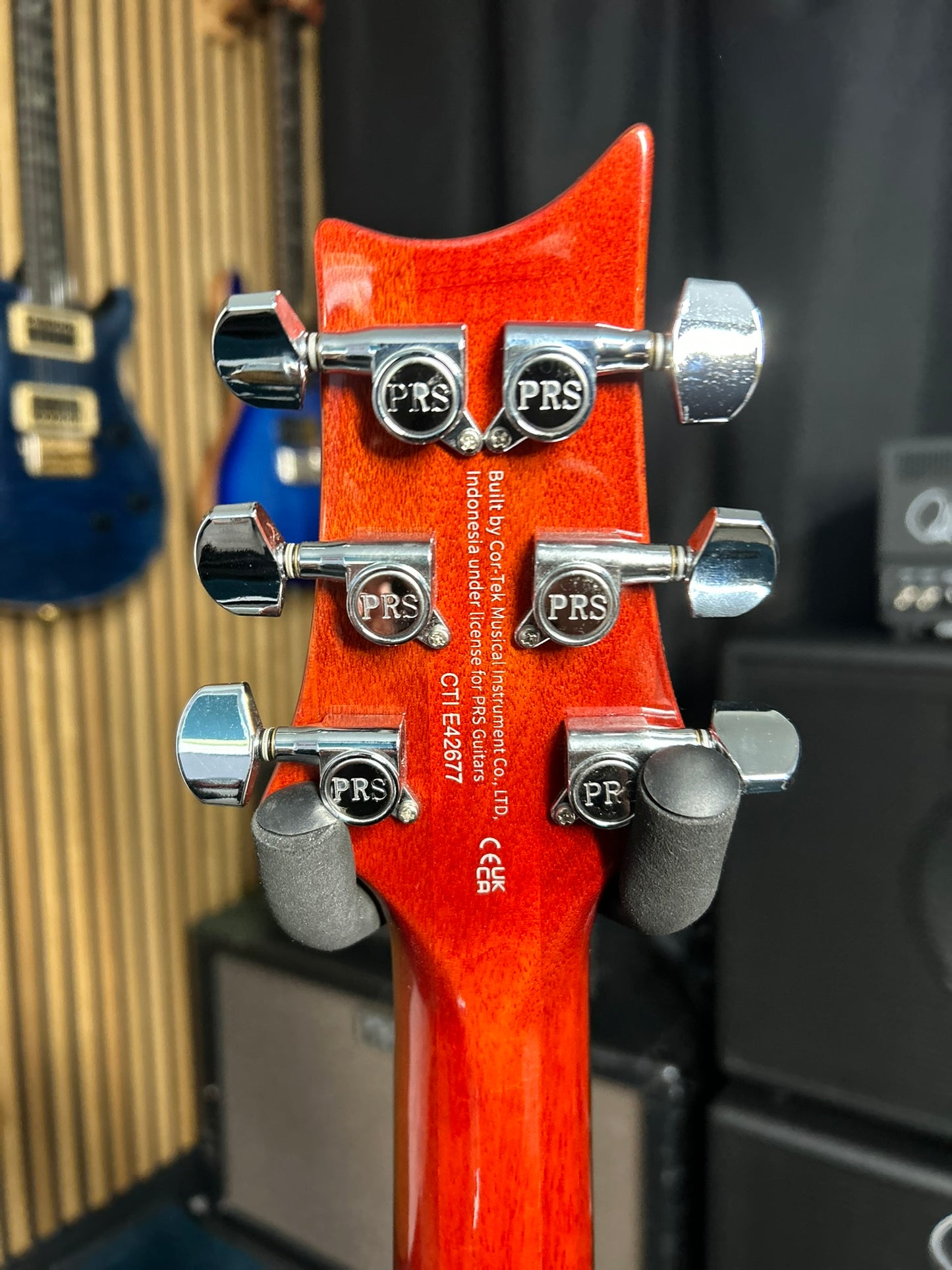 SE 245 - Vintage Sunburst