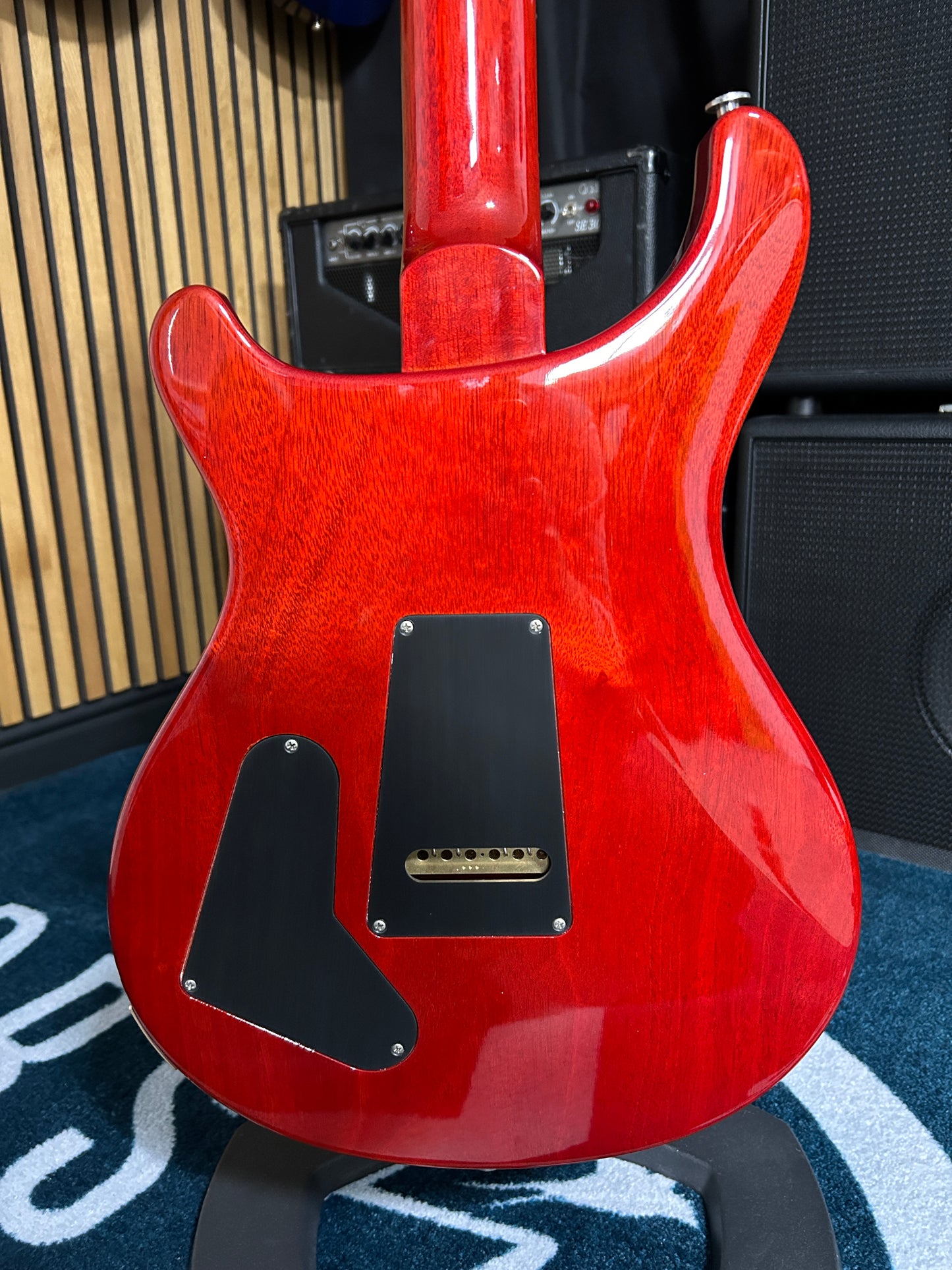 USA Custom 22 - 2021 Amber