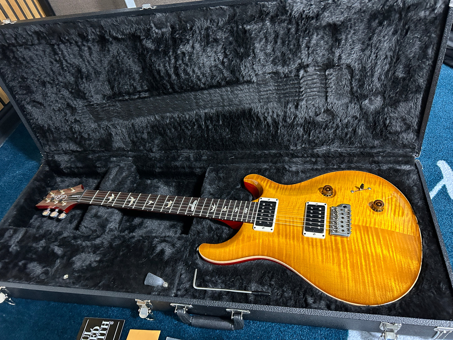 USA Custom 22 - 2021 Amber