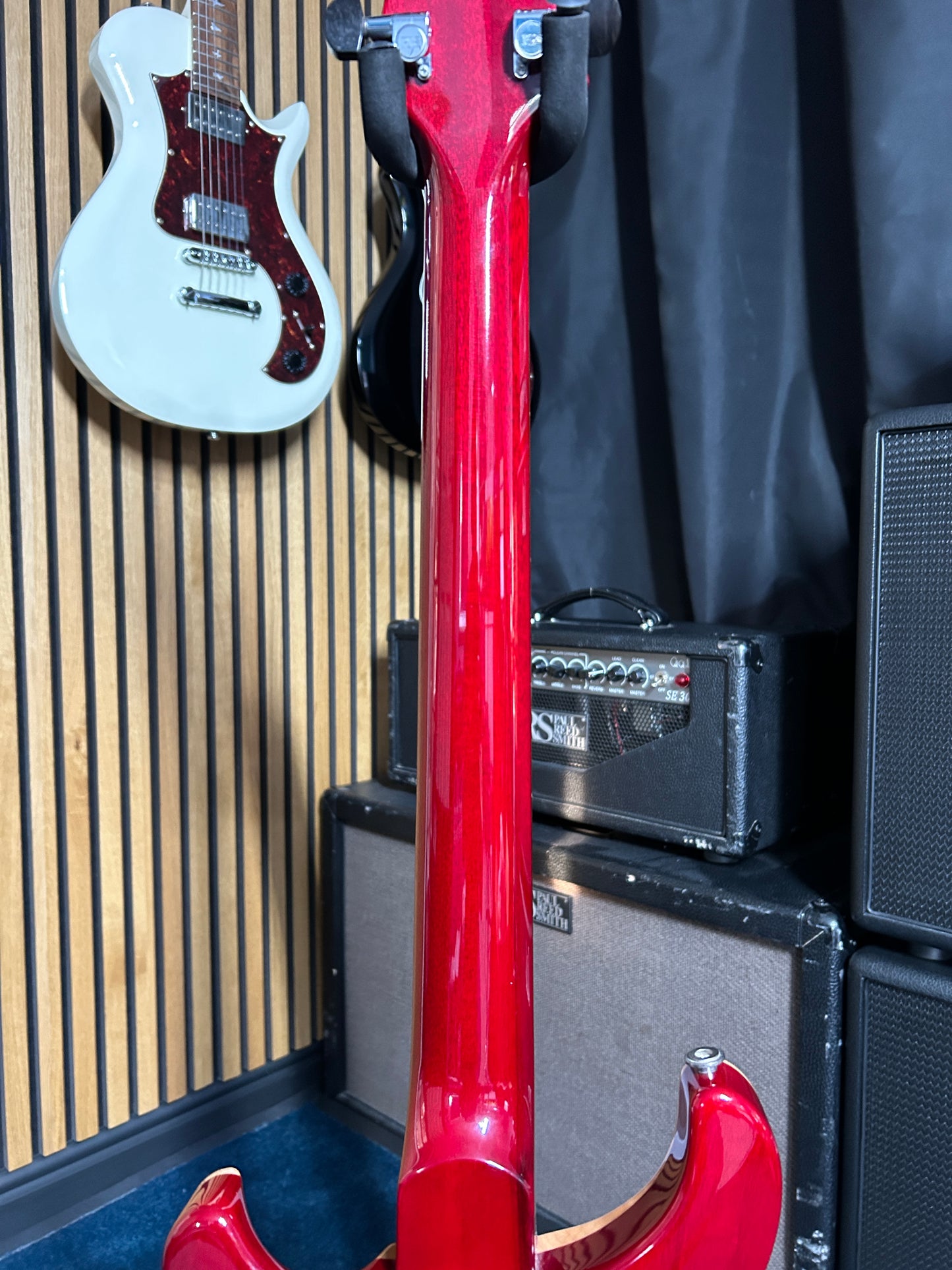 USA Custom 22 - 2002 10 Top Amber