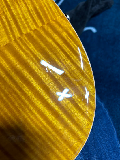 USA Custom 22 - 2002 10 Top Amber