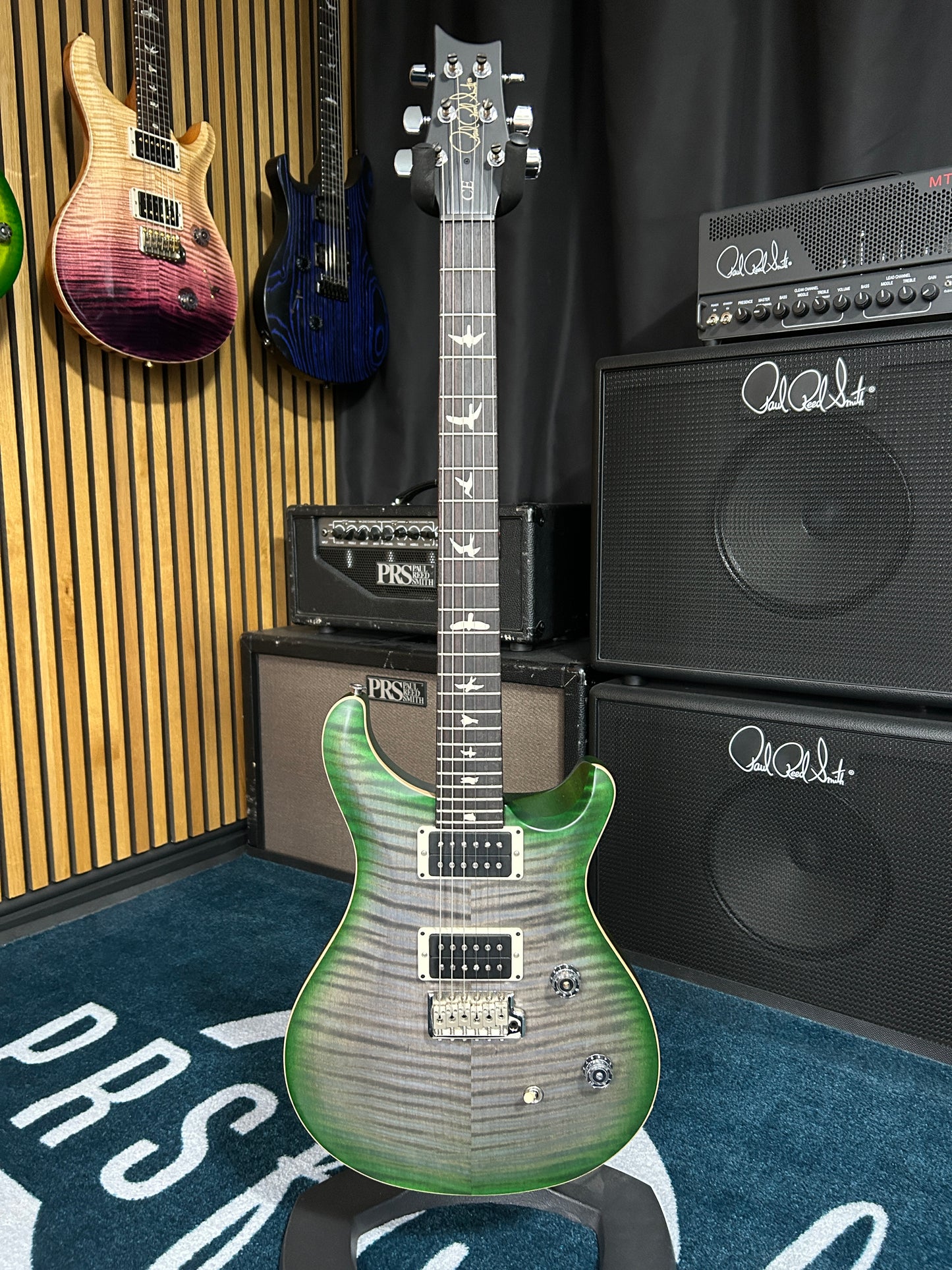 CE 24 - Grey Black Jade Burst Flame